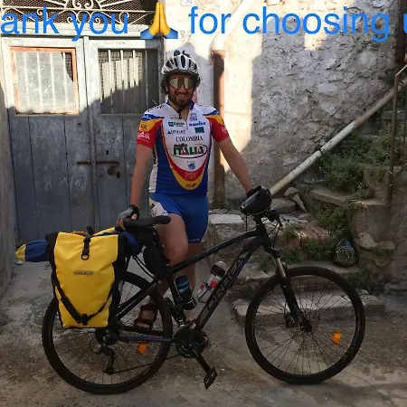 Bed and breakfast La Vista 4*