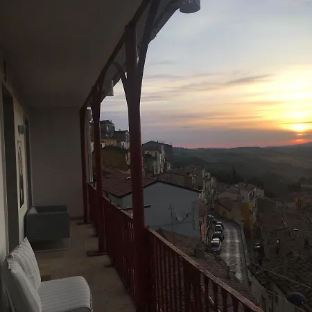 فندق مبيت وإفطار La Vista *